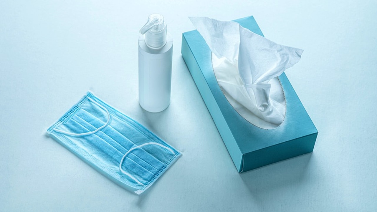 De nouvelles consignes datées du 24 juillet (à télécharger ci-dessous) mettent à jour les recommandations sur le port du masque dans les établissements médico-sociaux (EMS) et à domicile. (SPL/BSIP)