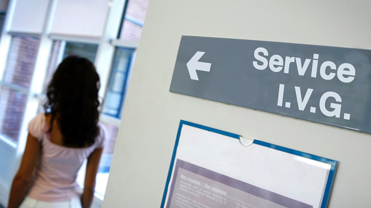 Un rapport parlementaire propose 25 mesures pour améliorer l'accès à l'IVG en France. (AJ Photo/BSIP)