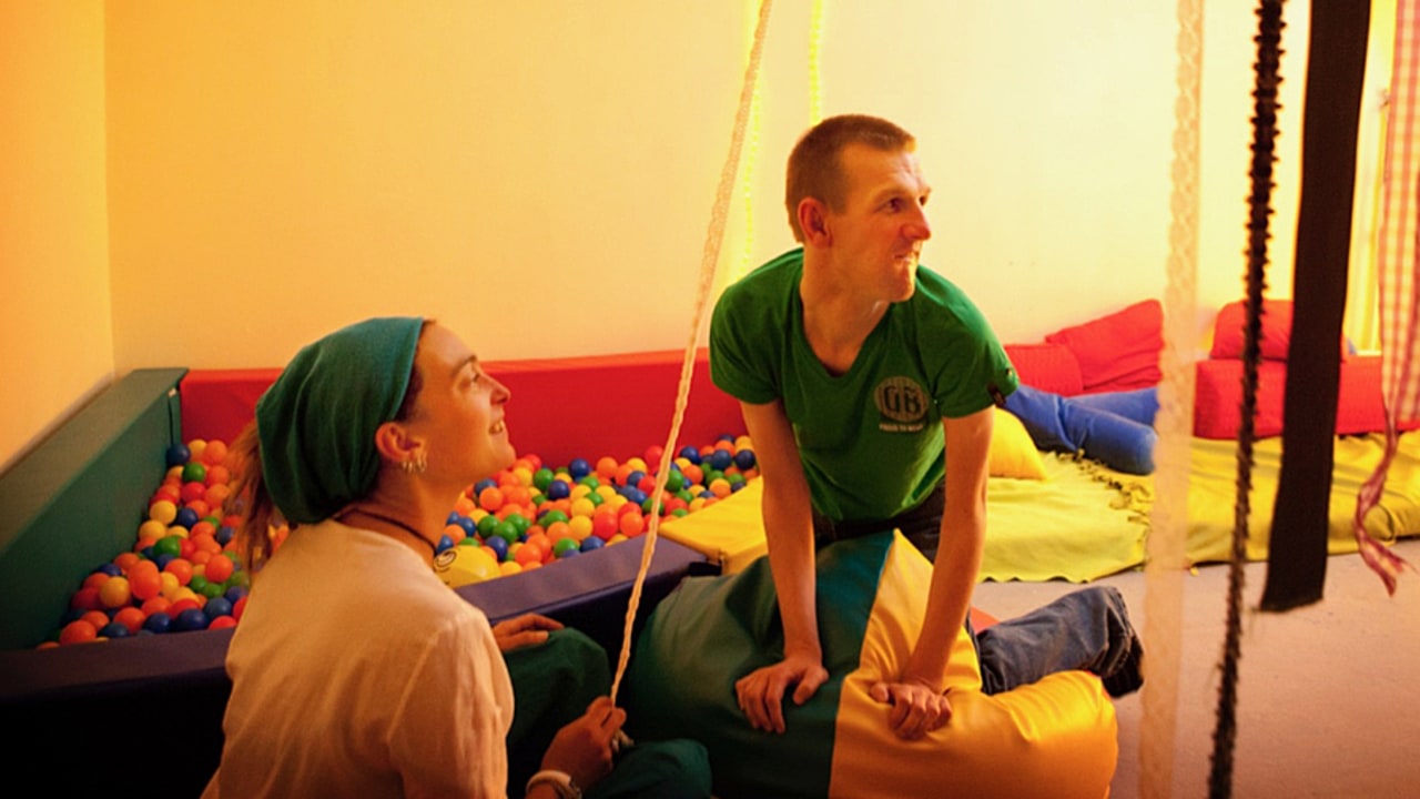 L'un des prochains axes de travail concerne la création d'unités dédiées aux adultes autistes animées par des professionnels formés aux thérapies comportementales. (Amélie Benoist/BSIP)