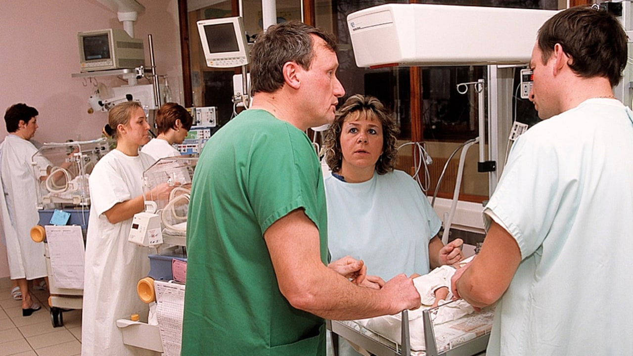 Le travail prospectif doit permettre d'adapter la politique régionale en matière d'attractivité de l'hôpital public pour les personnels médicaux et paramédicaux. (Astier/BSIP)