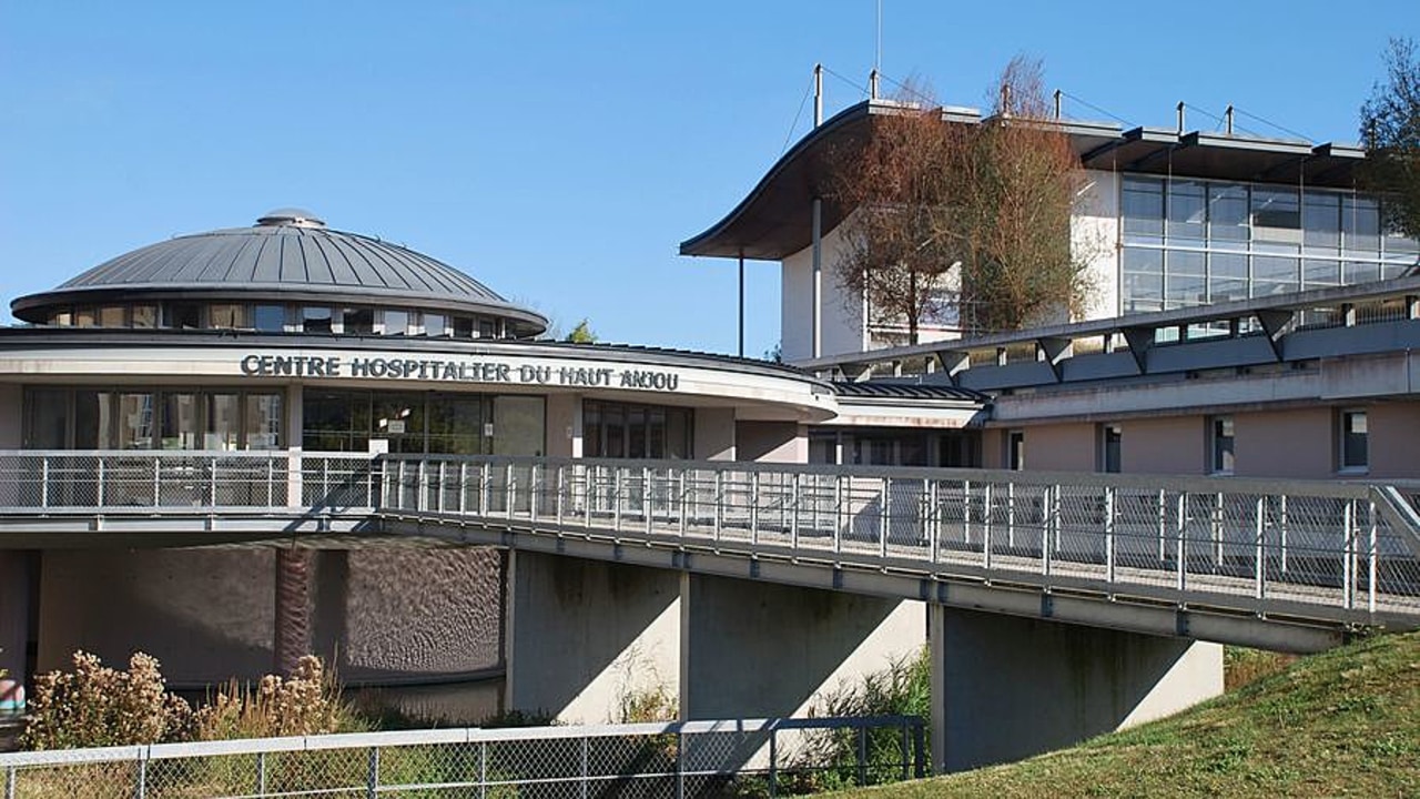 Construit en 2008, le CH du Haut-Anjou présente certaines lacunes comme l'absence de self et un espace consacré aux urgences insuffisant par rapport aux besoins. (CH du Haut-Anjou)