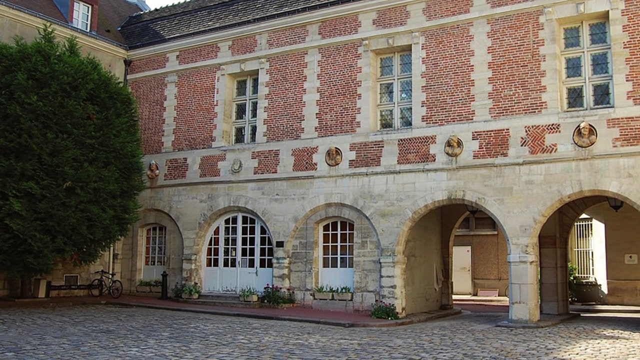 Une partie des 60,5 M€ de la vente par l'AP-HP au groupe immobilier GDG des 2 587 m2 de parcelle de l'hôtel Scipion serviront à financer le projet hospitalier de refonte de l'Hôtel-Dieu. (AP-HP)