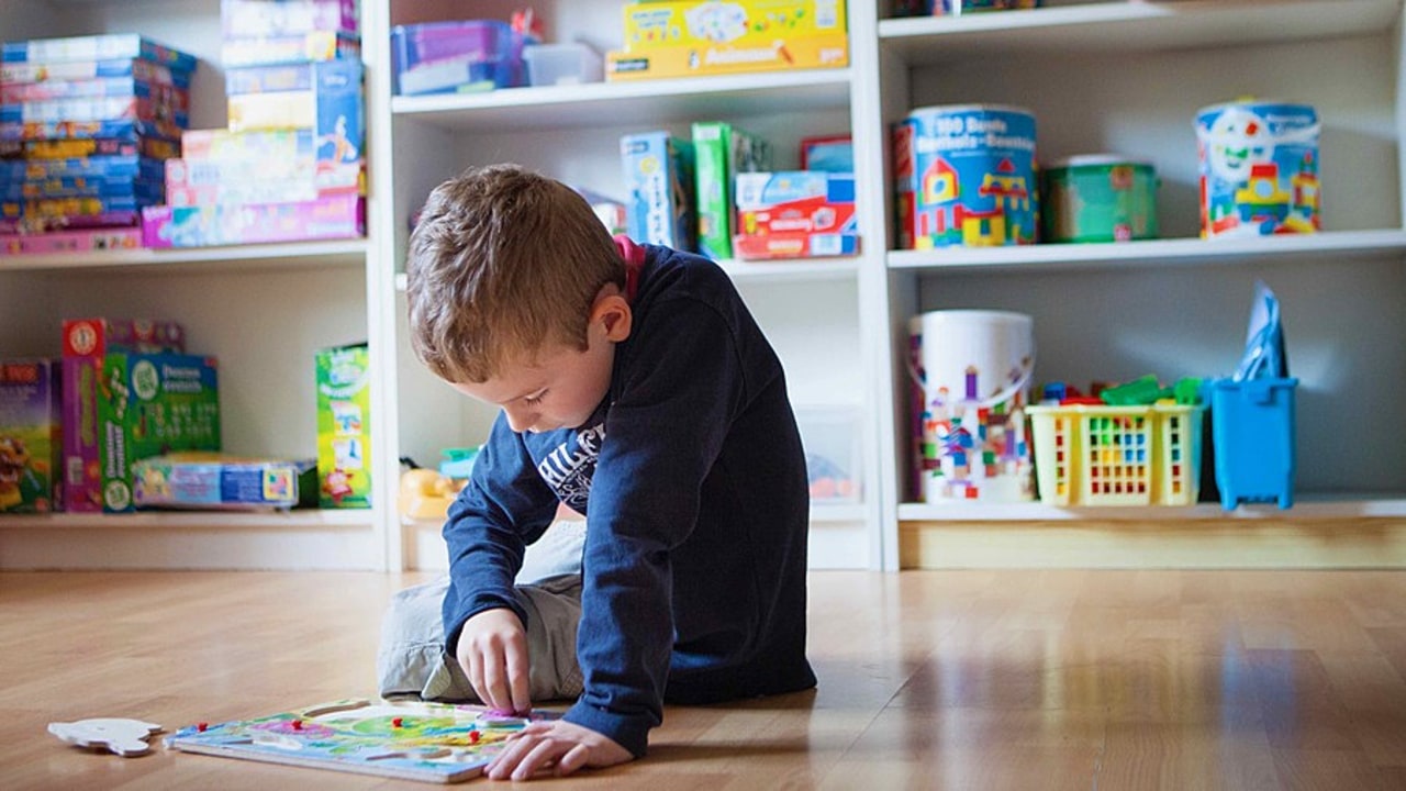 Les D3S redoutent la dislocation de leur corps avec un possible rattachement des directeurs d'enfance à la Territoriale. (Amélie Benoist/BSIP)