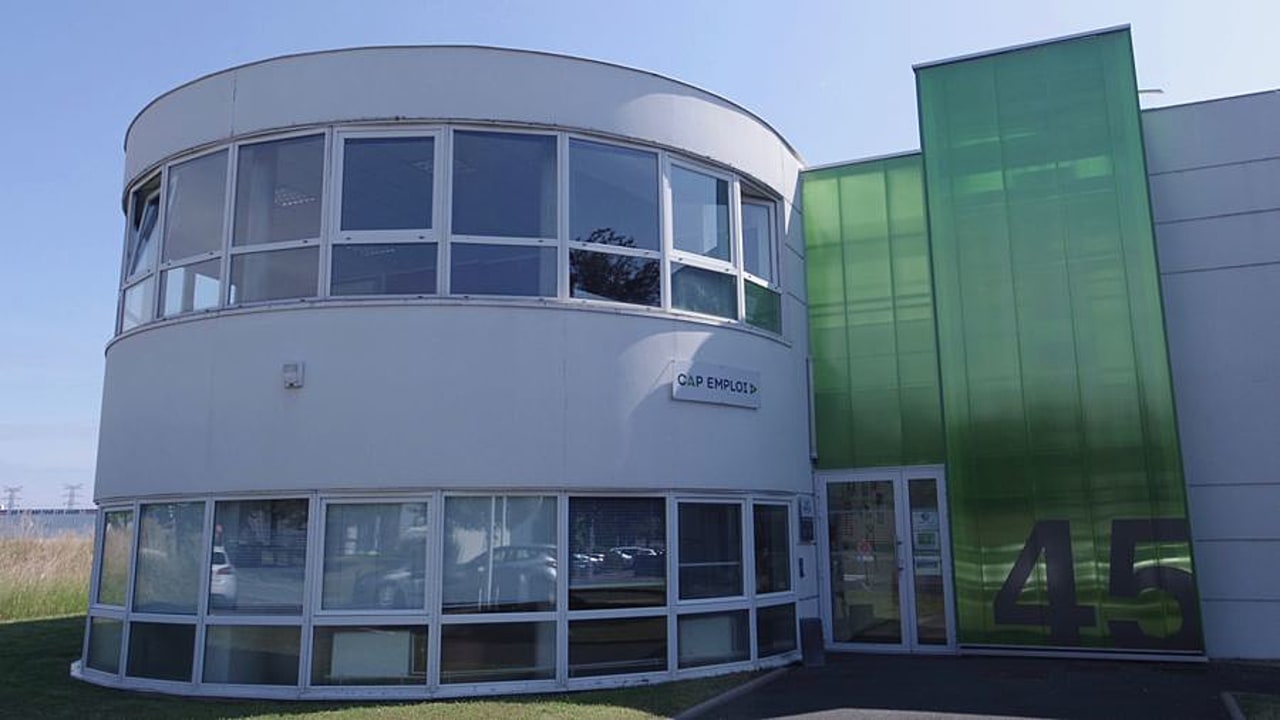 À une quarantaine de minutes de son ESRP, le dispositif d'emploi accompagné d'Indre-et-Loire est dans le même bâtiment que Cap Emploi. (Edoxie Allier/Hospimedia)
