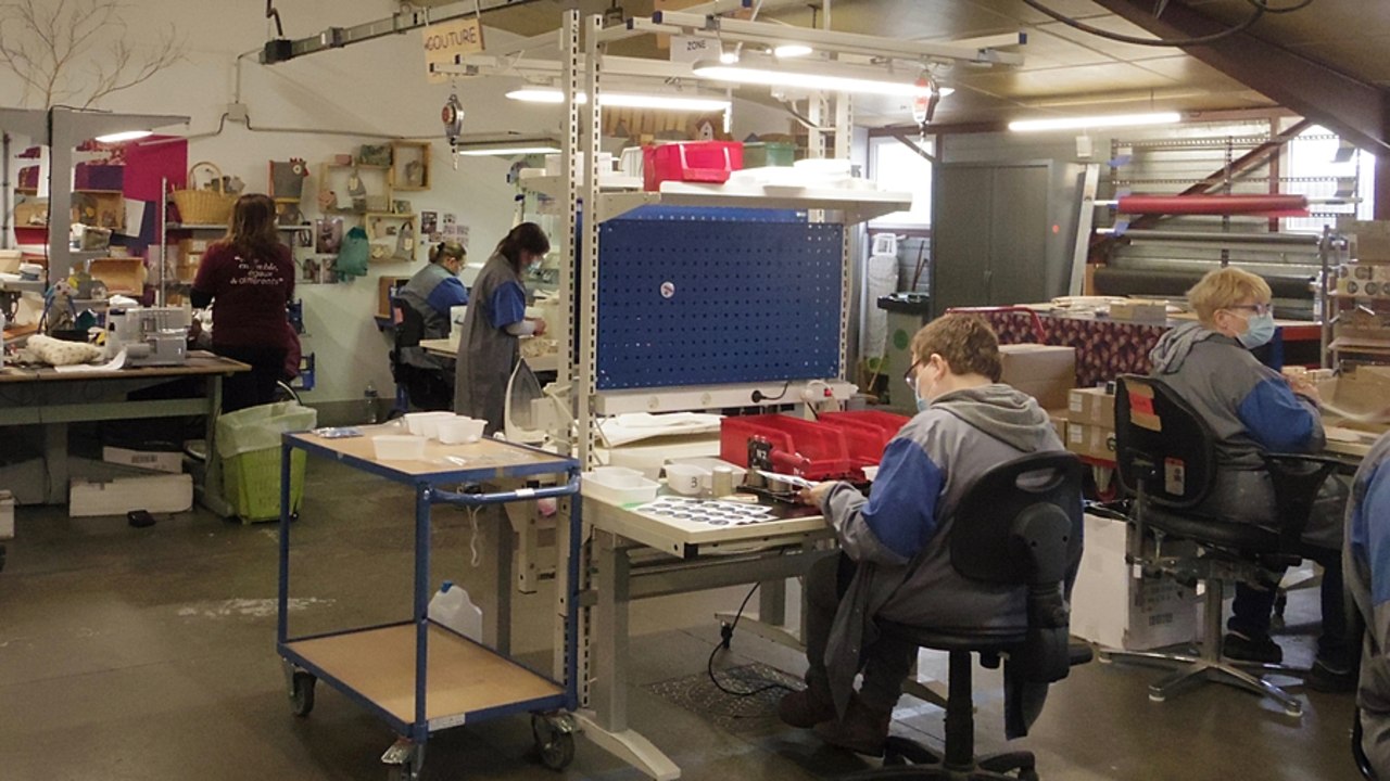 Les Esat, comme ici un établissement Ladapt à Bourges (Cher), faisaient l'objet de concertations depuis début 2021. (Edoxie Allier/Hospimedia)