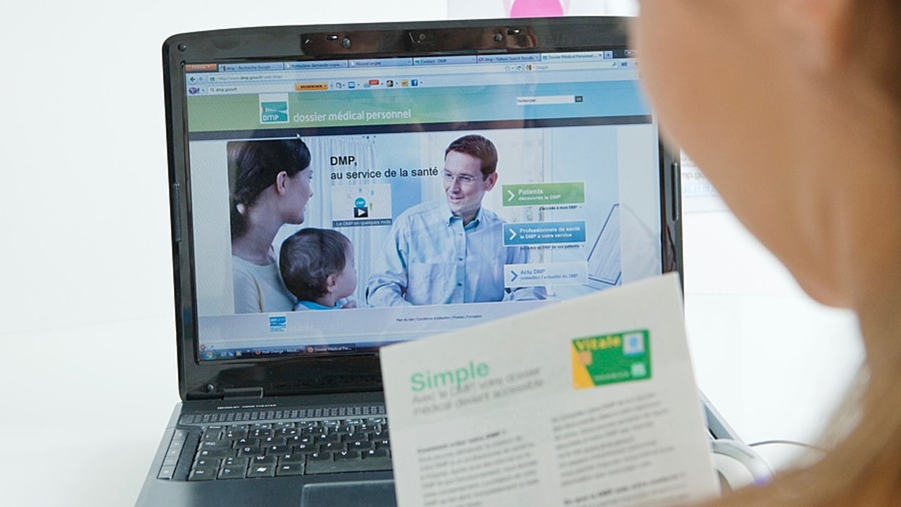 Les projets de décret Mon espace santé et DMP encadrent les modalités de création automatique, les mécanismes d'autorisation d'accès ainsi que le fonctionnement du catalogue de services. (B. Boissonnet/BSIP)