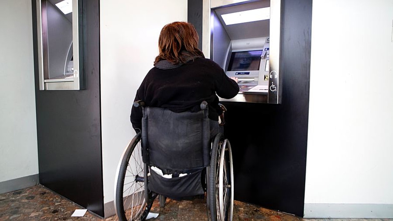Le calcul de la prestation de compensation du handicap est essentiellement fondée sur les impacts de la situation de handicap sur la vie de la personne. (Amélie Benoist/BSIP)