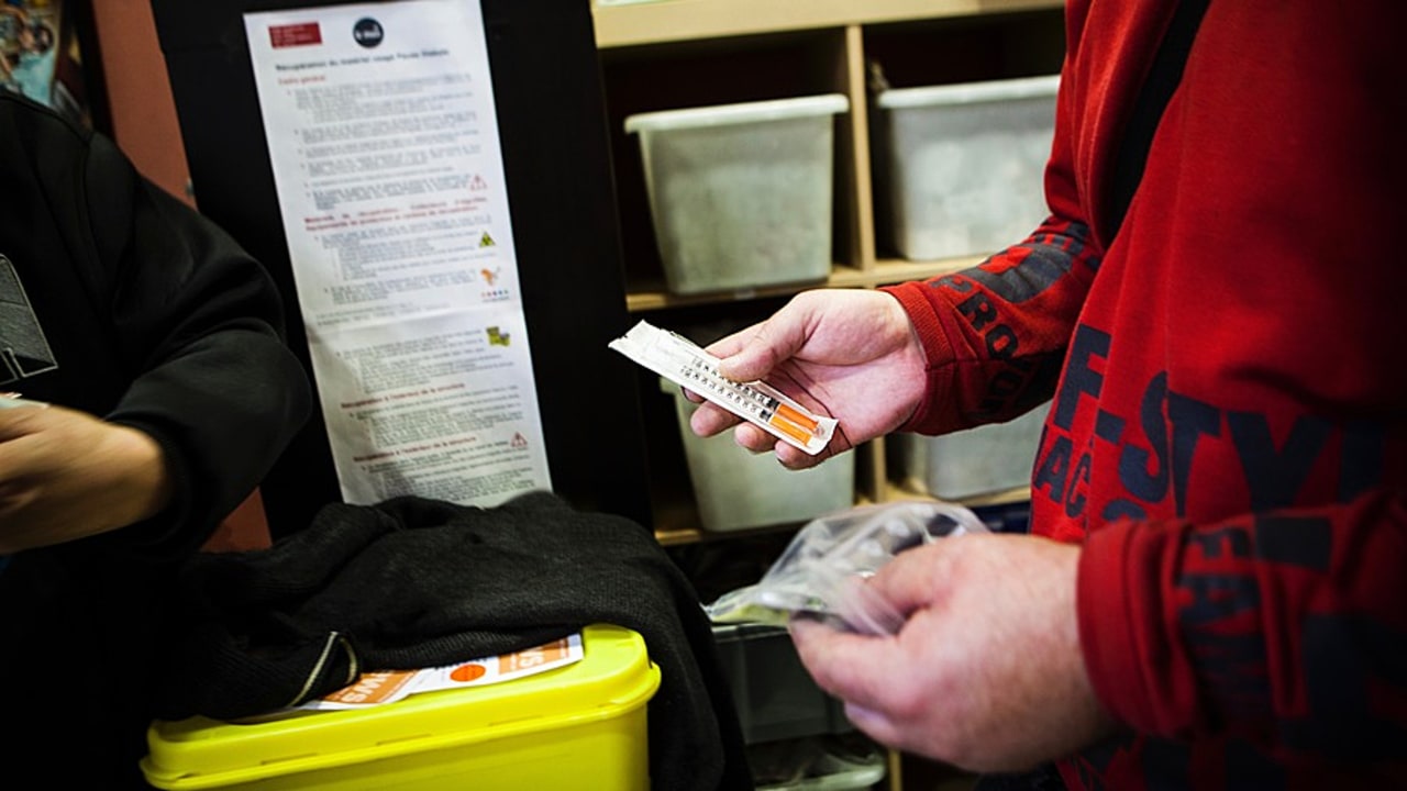 Les salles de consommation à moindre risque ne sont pas "la" solution miracle mais une solution parmi d'autres. (Amélie Benoist/ Image point FR/BSIP)