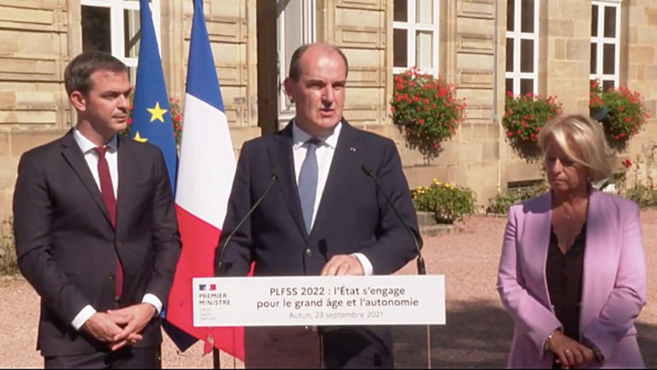 Ce 23 septembre, Jean Castex, entouré d'Olivier Véran, ministre des Solidarités et de la Santé, et de Brigitte Bourguignon, ministre déléguée à l'Autonomie, a annoncé le déblocage de 1,3 Md€ pour le grand âge et l'autonomie. (Capture d'écran/déplacement officiel)
