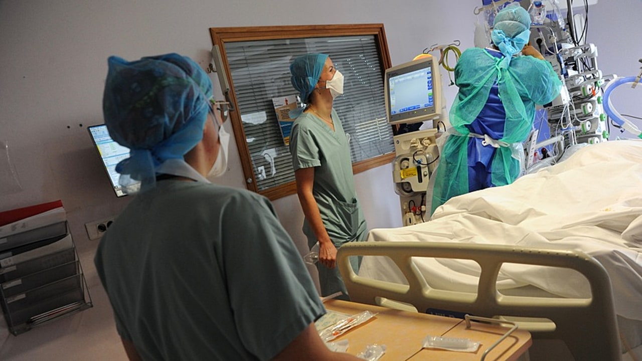 Le renouvellement des carrières des paramédicaux de catégorie A sera effectif à compter de ce 1er octobre. (Pascale Bachelet/BSIP)