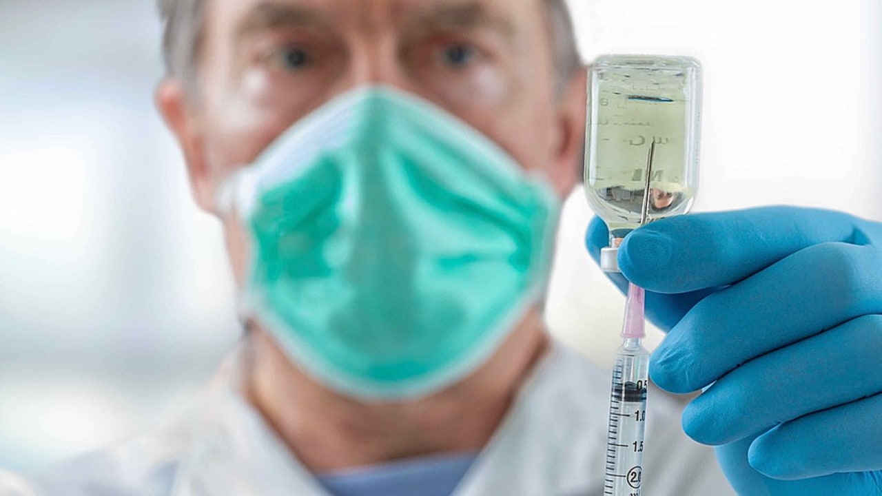 L'appel des syndicats à ne pas vacciner les salariés des Ehpad pourrait inquiéter le secteur. (Chassene/BSIP)