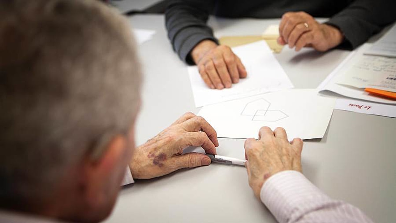 Pour les malades et leurs familles la déception est grande. Les espoirs se tournent désormais vers les nouvelles études cliniques demandées par l'agence américaine. (Amélie Benoist/BSIP)