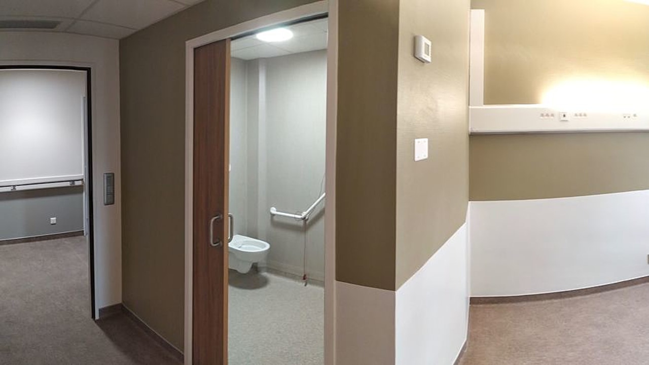 Lors de la rénovation, la priorité a été donnée à la création de chambres individuelles pour une meilleure prise en charge des patients. (GH 70)