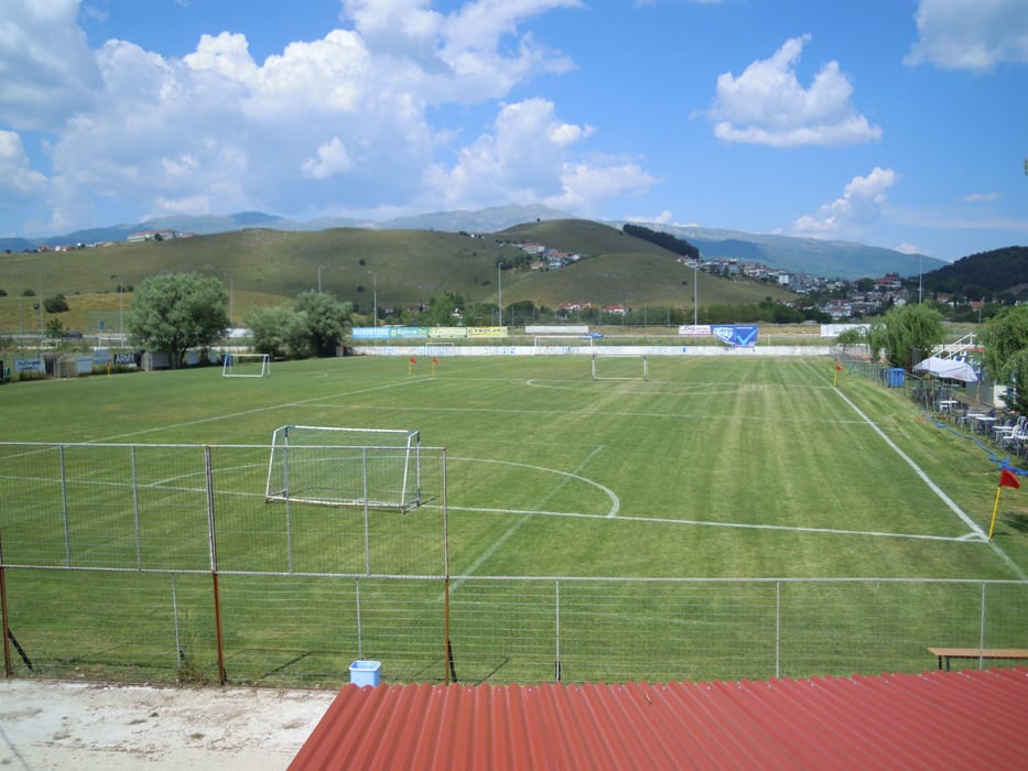 GHPEDO ERASITEXNH APO KYLIKEIO