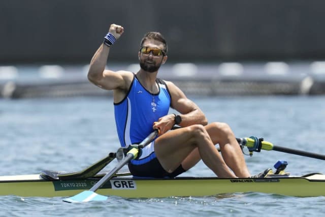 NTOYΣΚΟΣ ΣΤΕΦΑΝΟΣ