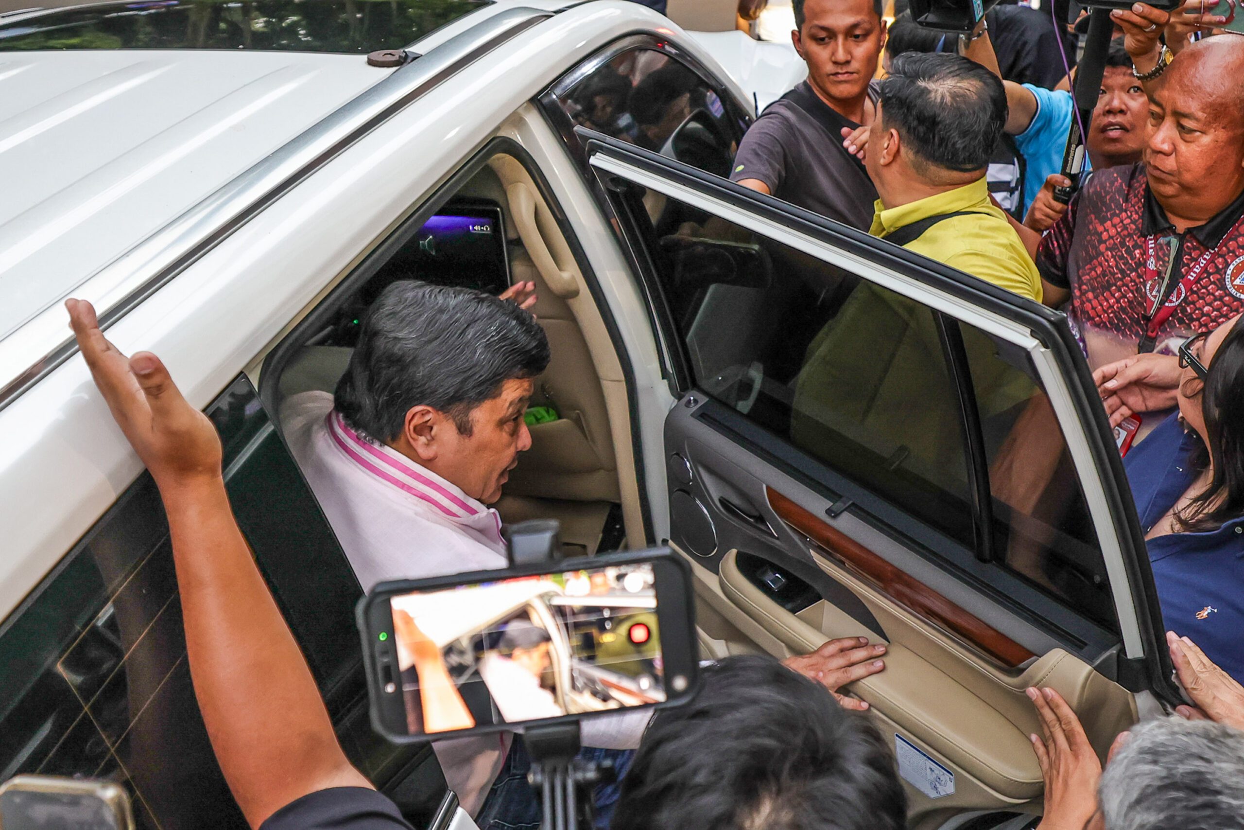 Jinggoy Estrada posts bail in graft case, remains free pending Sandiganbayan proceedings