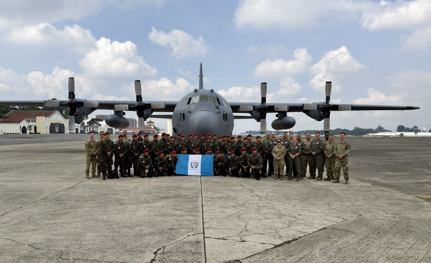Fuerzas especiales del Ejército de Guatemala participan en entrenamiento conjunto con la Guardia Nacional de Arkansas en Estados Unidos