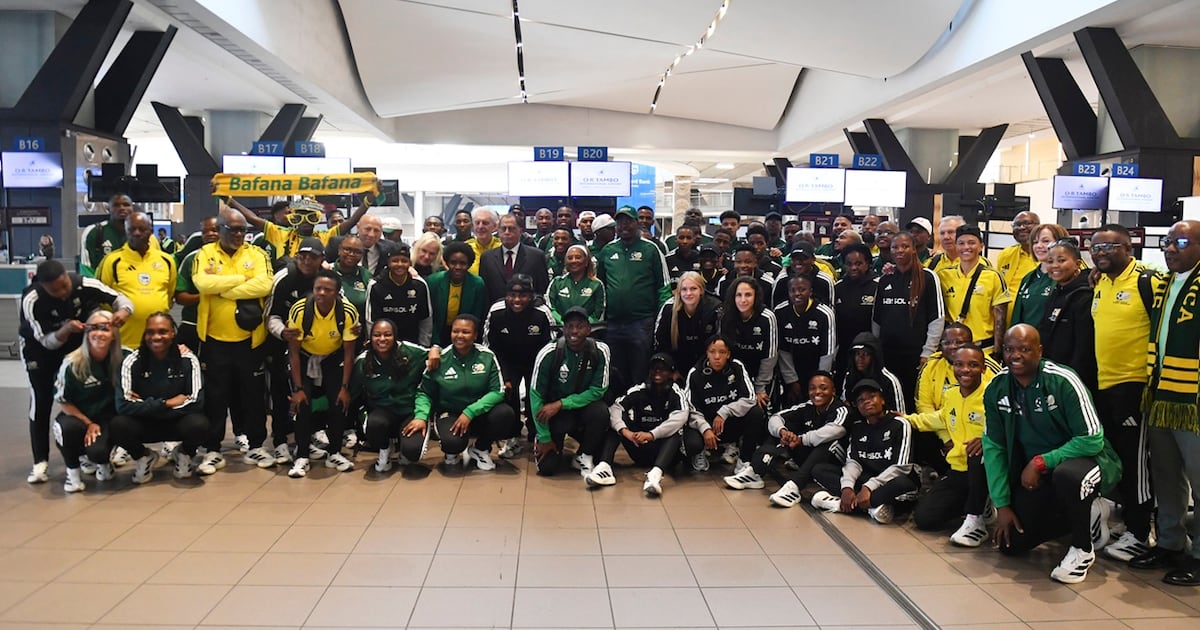 Bafana Bafana depart for Mexico after visa delays postpone World Cup trip by one day