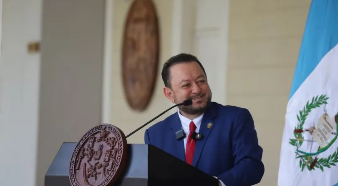 Corte de Constitucionalidad respalda continuidad de Walter Mazariegos como rector de la USAC en medio de controversia judicial