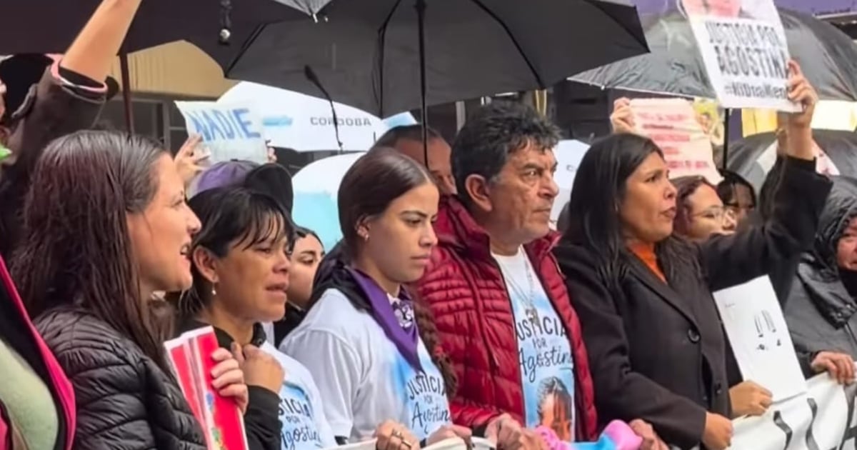 Despiden a Agostina en un velorio íntimo mientras avanza la investigación por femicidio