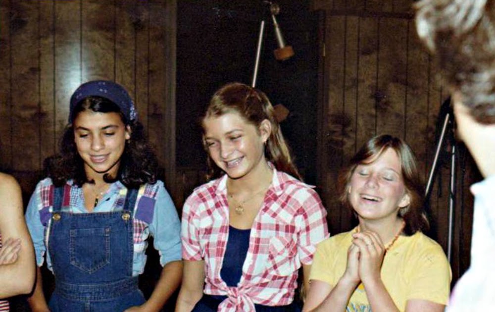 Paula Abdul’s Teenage Years: Academic Success, Dance Training, and the Start of Her Career