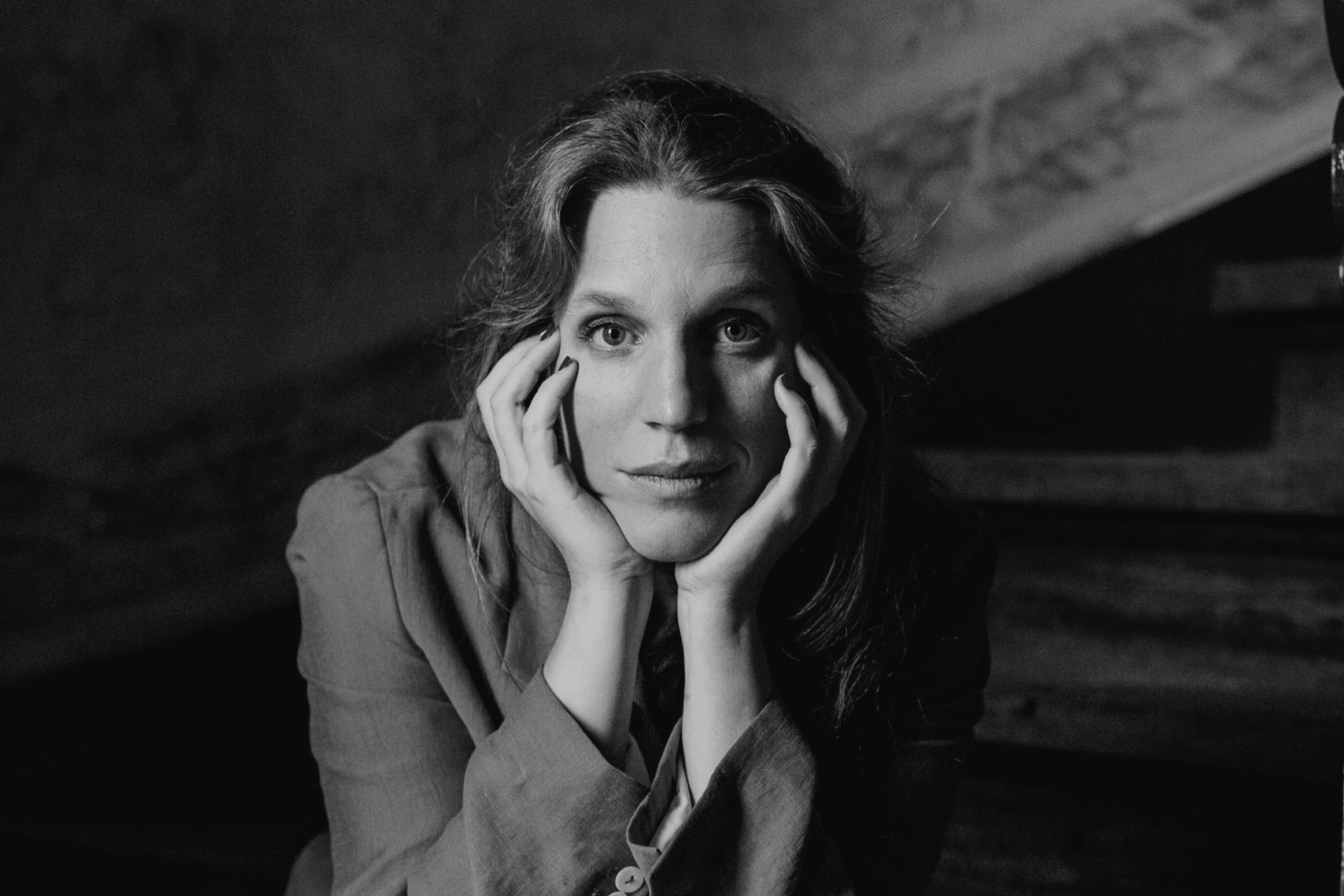 Luisa Sobral: de compositora a novelista con 'No todos los árboles mueren de pie'