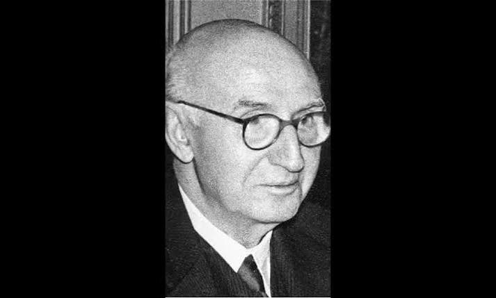Relato crítico sobre la figura de Juan March Ordinas y su papel en la historia de la Segunda República y el franquismo
