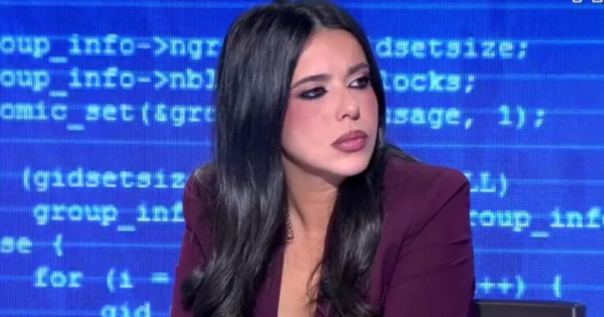 Denuncian una campaña de acoso digital contra Sarah Santaolalla con difusión de imágenes personales y familiares
