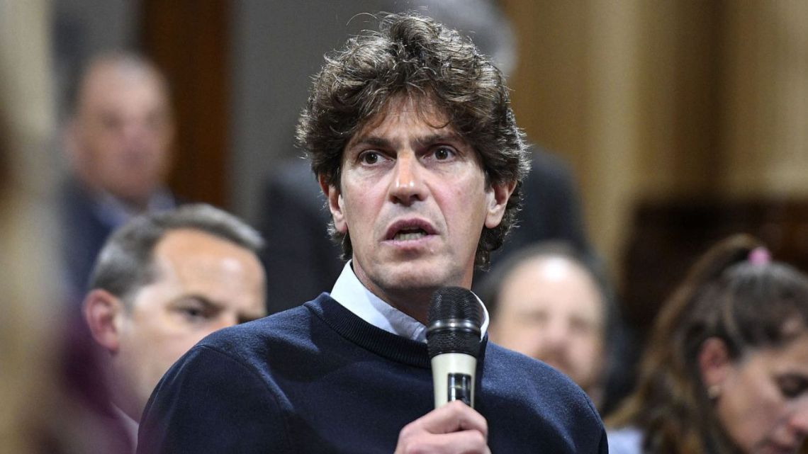 Tensión interna en la UCR: diputados piden retirar el uso del sello partidario a un bloque en Diputados