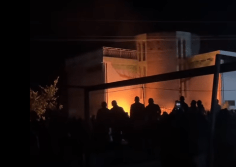 Violentos disturbios en Santiago Atitlán dejan museo incendiado y varios heridos durante protesta contra el alcalde
