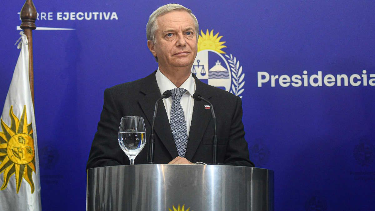 Kast finaliza visita a Uruguay destacando atracción de inversión y reforma tributaria