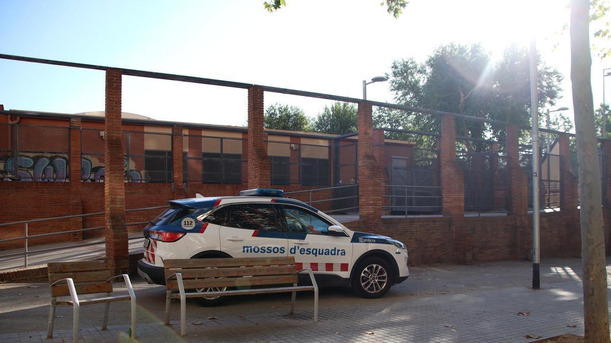 Un menor de 15 años muere tiroteado en el parque de la Pegaso de Barcelona en un enfrentamiento entre bandas juveniles