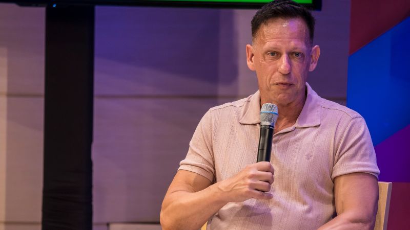 Peter Thiel acusa al Papa de trabajar para los comunistas chinos en un foro de Aspen