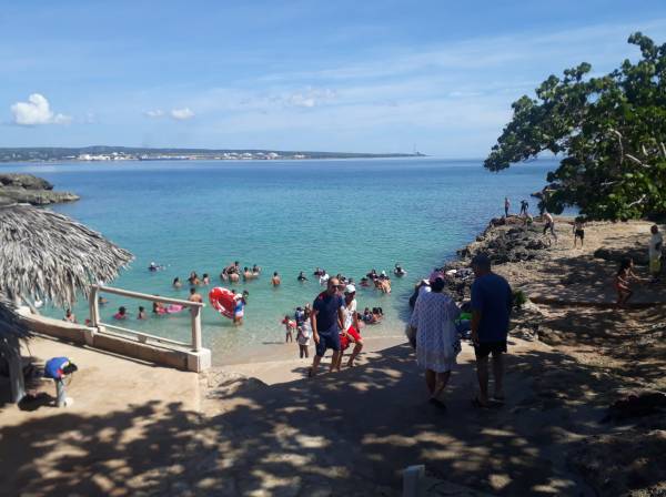 Preparaciones para el verano en Matanzas: Fomento del turismo familiar y actividades recreativas