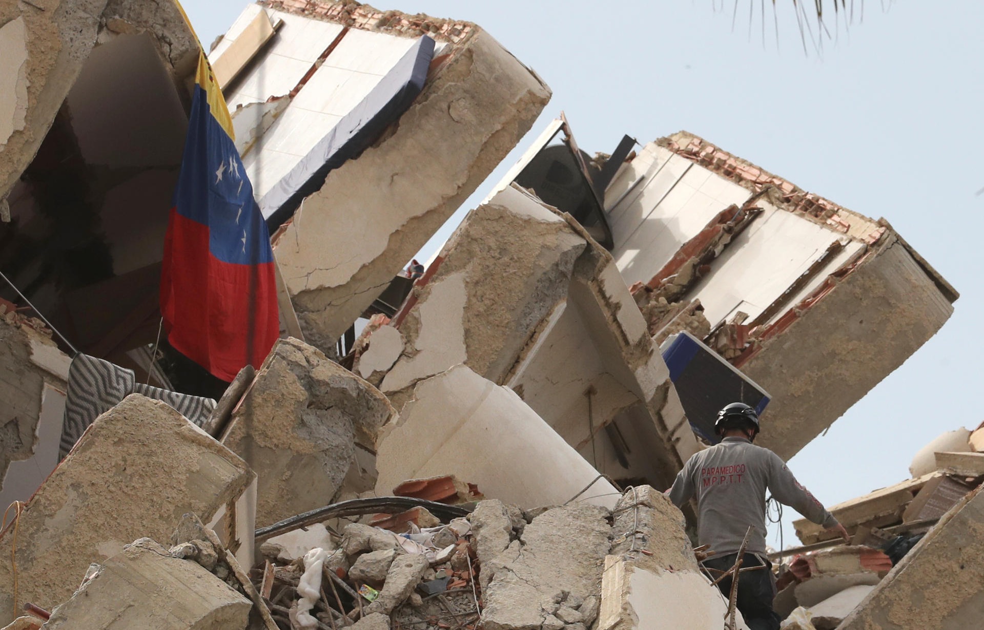 Spain Reports 34 Deceased and 140 Missing Following Venezuelan Earthquakes