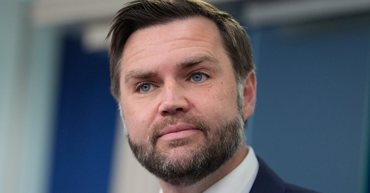 JD Vance Republishes 2016 Op-Ed Criticizing Trump Amid Political Shifts