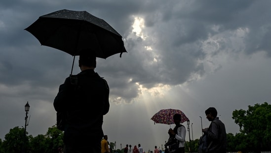 Delhi Awaits Monsoon Rain Amid Weather Patterns Shifts