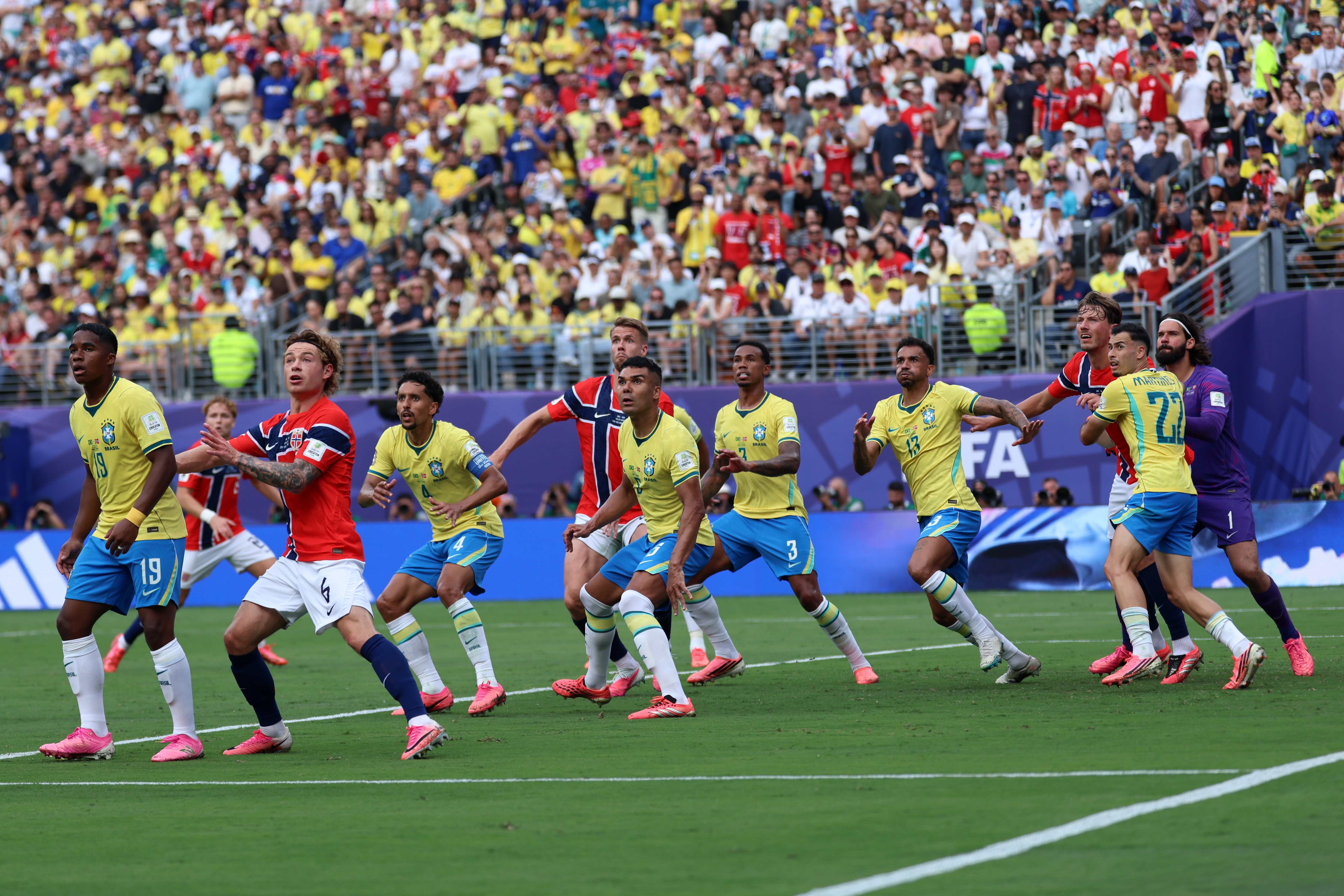 Celebridades asisten al partido Brasil-Noruega del Mundial 2026