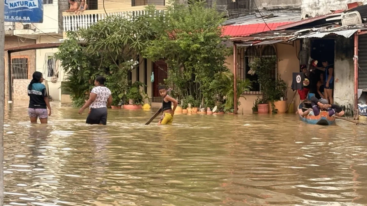 Ecuador Prepara Señales Ante El Niño: Estrategias de Prevención y Planificación