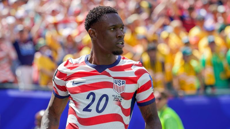 FIFA suspende sanción a Balogun tras intervención de Trump