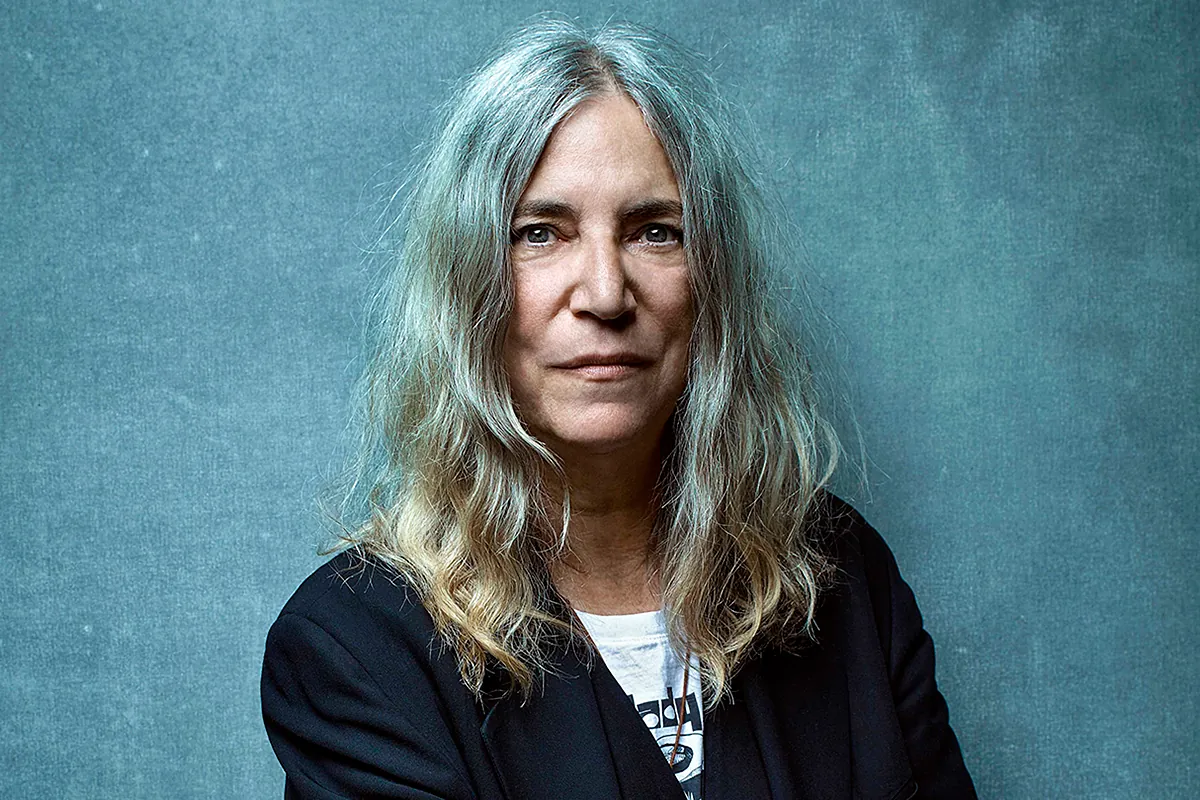 Patti Smith y su exposición en Arlés: arte, espiritualidad y la conexión con la naturaleza