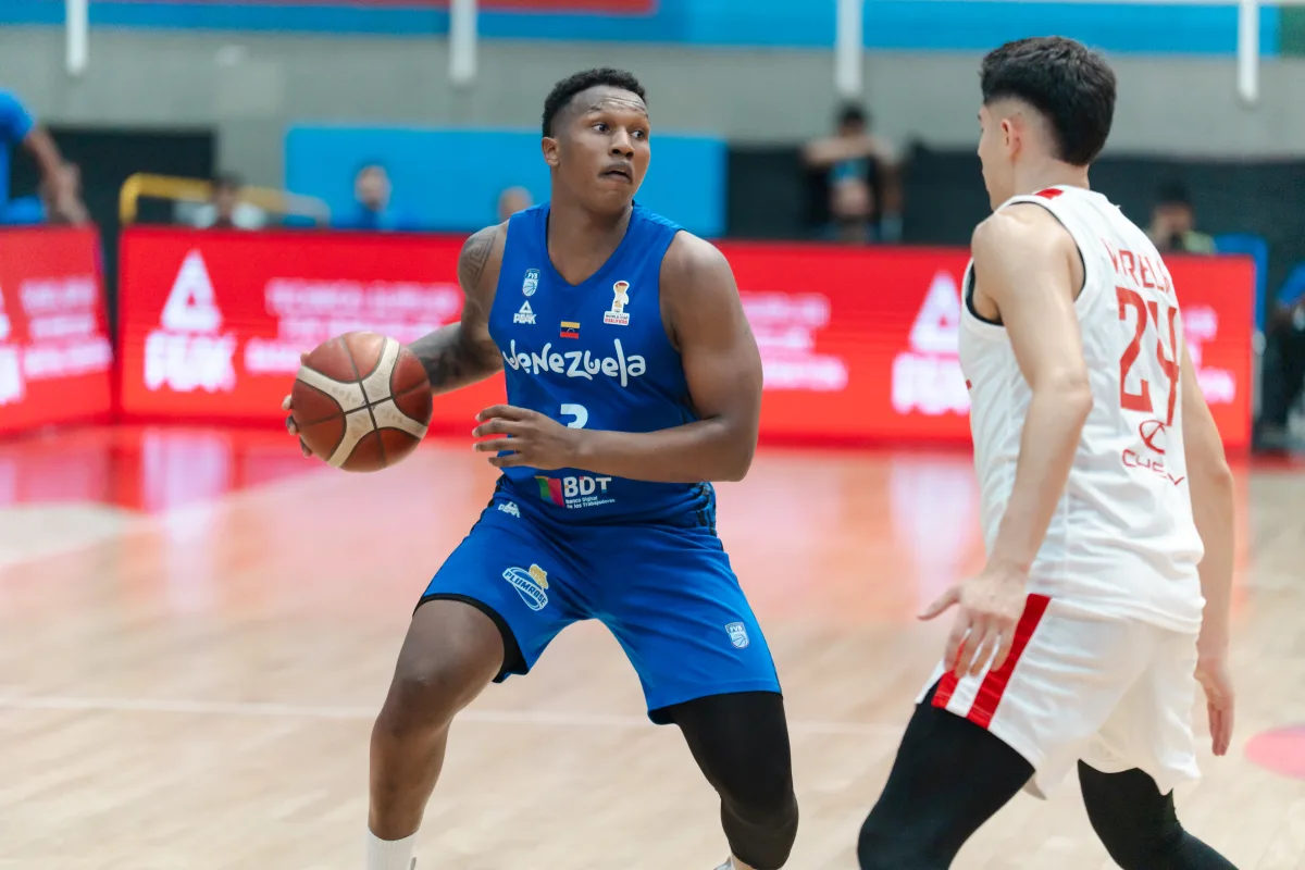 Venezuela's Basketball Team Faces Crucial Match Against Colombia After Loss to Chile
