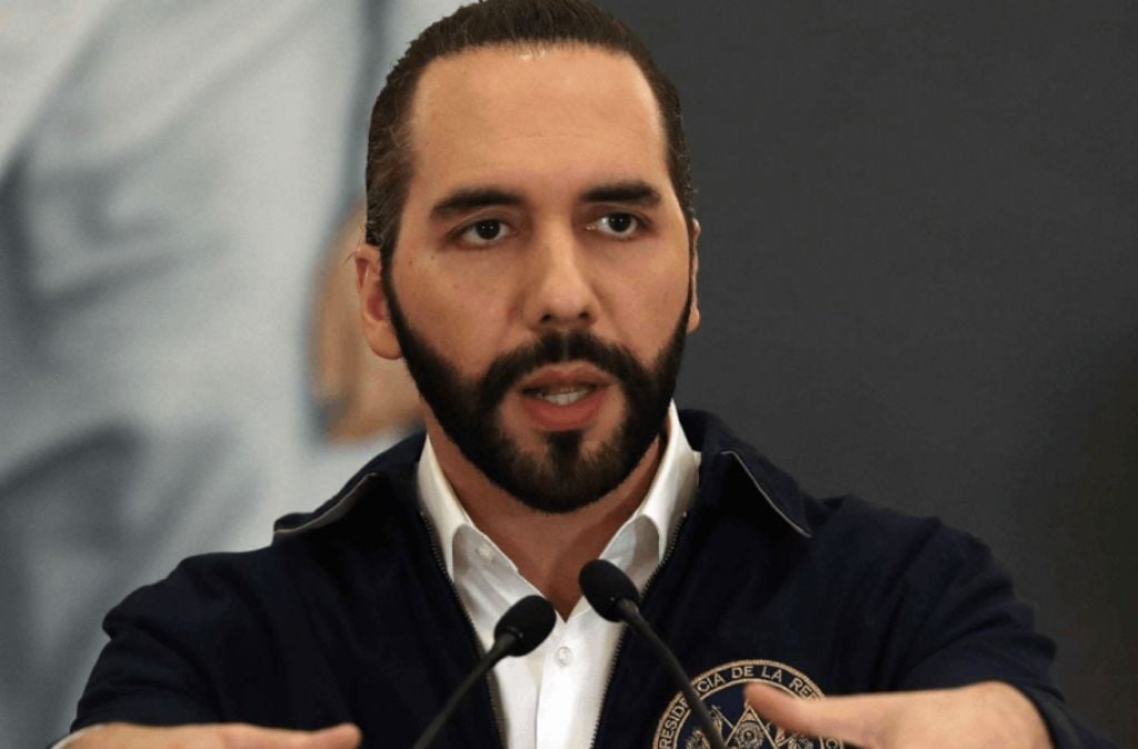 El modelo autoritario de Bukele y las transformaciones políticas en El Salvador