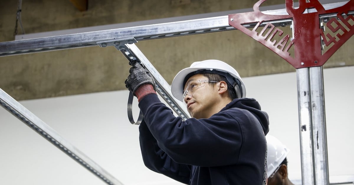 June Jobs Report Shows 18,000 New Positions and 6.5% Unemployment Rate