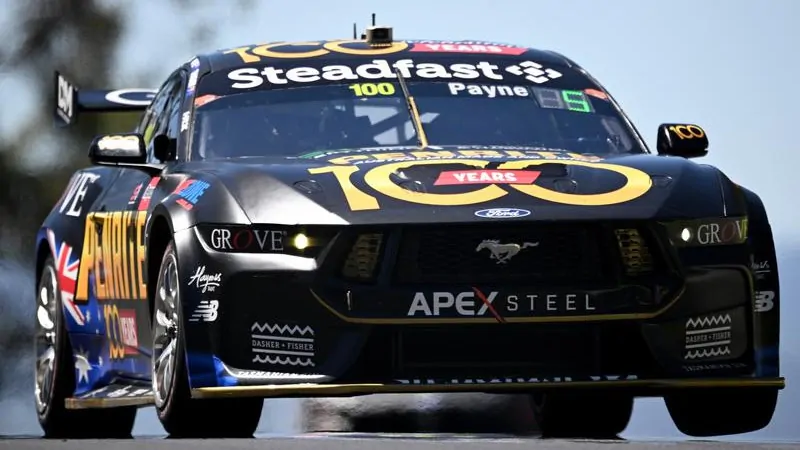 Matt Payne claims victory as De Pasquale stages remarkable comeback in Townsville 500