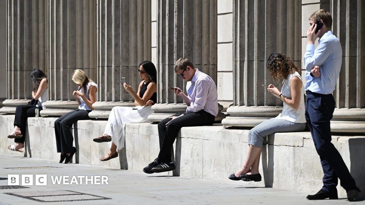Heatwave Continues Across UK Despite Local Cooling This Weekend