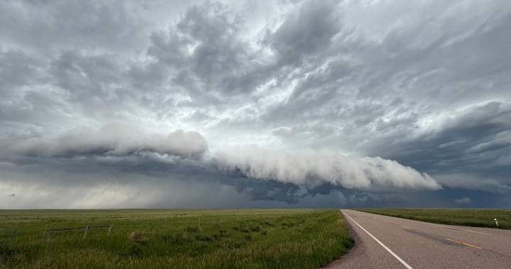 Environment Canada Issues Tornado Warning for Parts of Manitoba