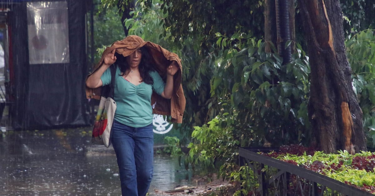 Alerta Amarilla en 13 Alcaldías de CDMX por Lluvias Fuertes y Granizo