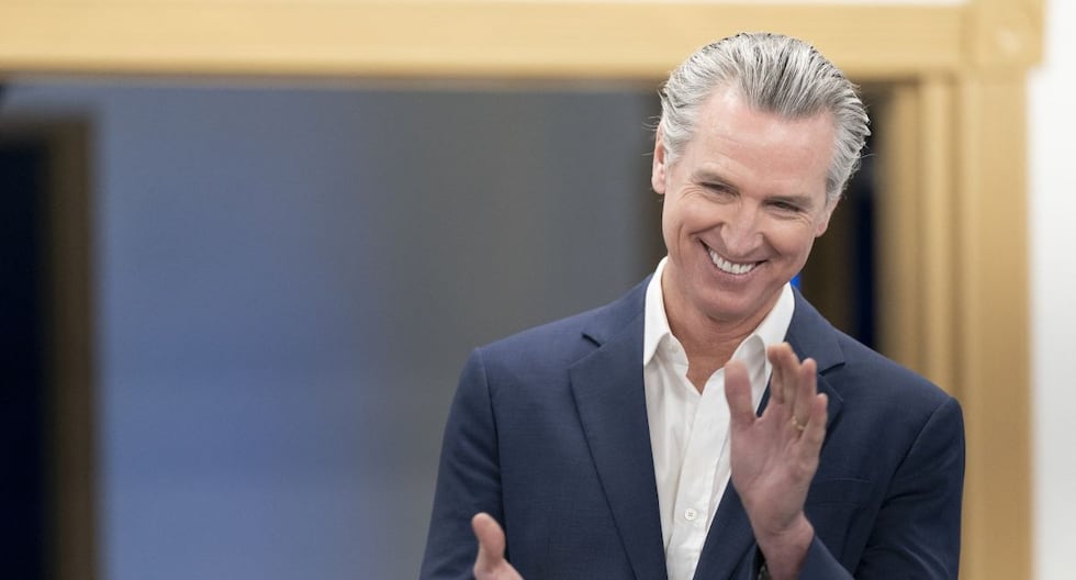California aprueba ley para fortalecer educación especial y escolar
