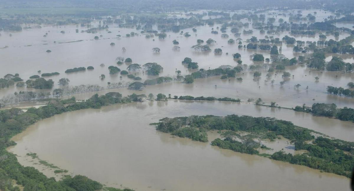 Inundaciones en Colombia dejan 3.600 familias damnificadas y daños a infraestructura
